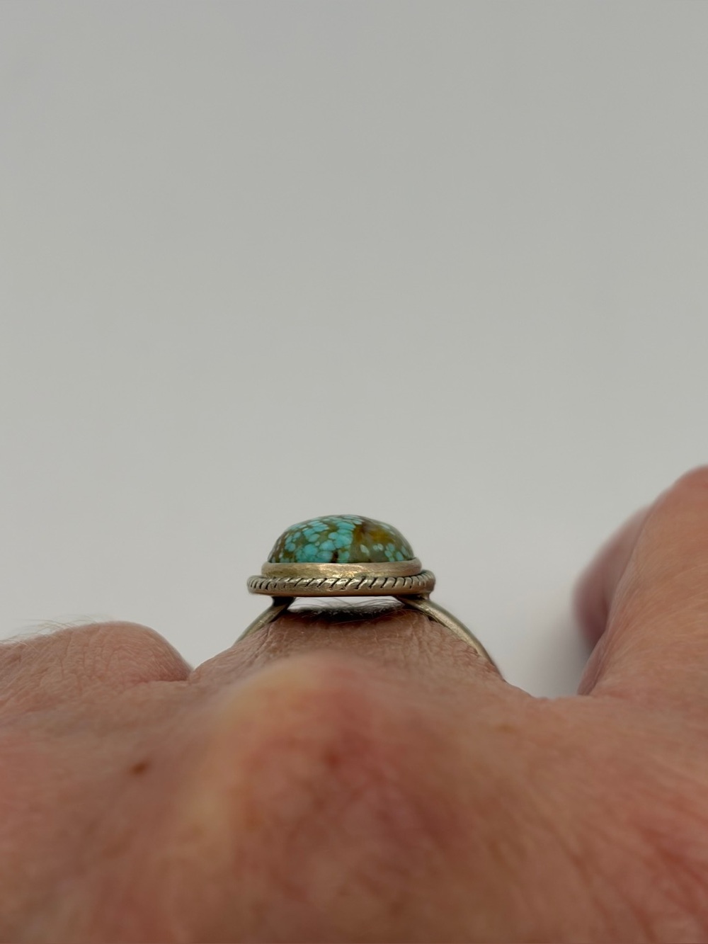 925 Sterling Silver #8 Turquoise Stone Ring - Picture 4 of 6